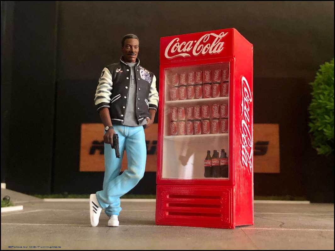 1:18 refrigerator Coca Cola painted - Diorama accessories -